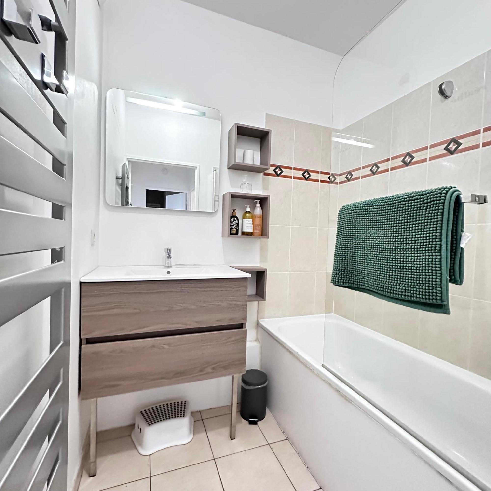 Cosy Apartment Carre Elysee Serris Exterior photo